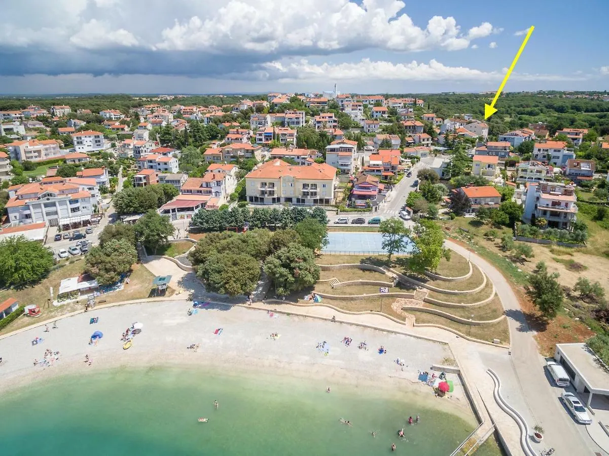 Apartment Tina By The Beach Pjescana Uvala